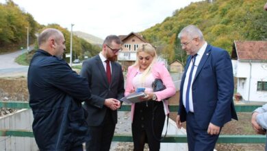 Ministar Mijatović obišao radove na regulaciji riječnih korita u općini Vogošća