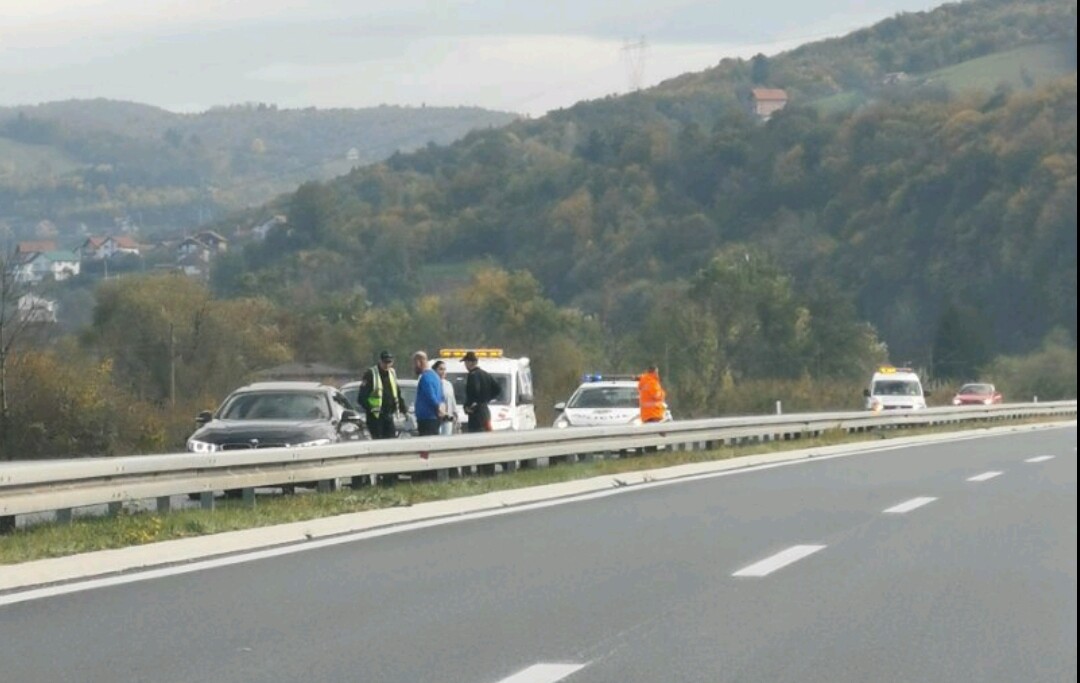 Saobraćajna nesreća na autoputu Sarajevo sjever – Podlugovi