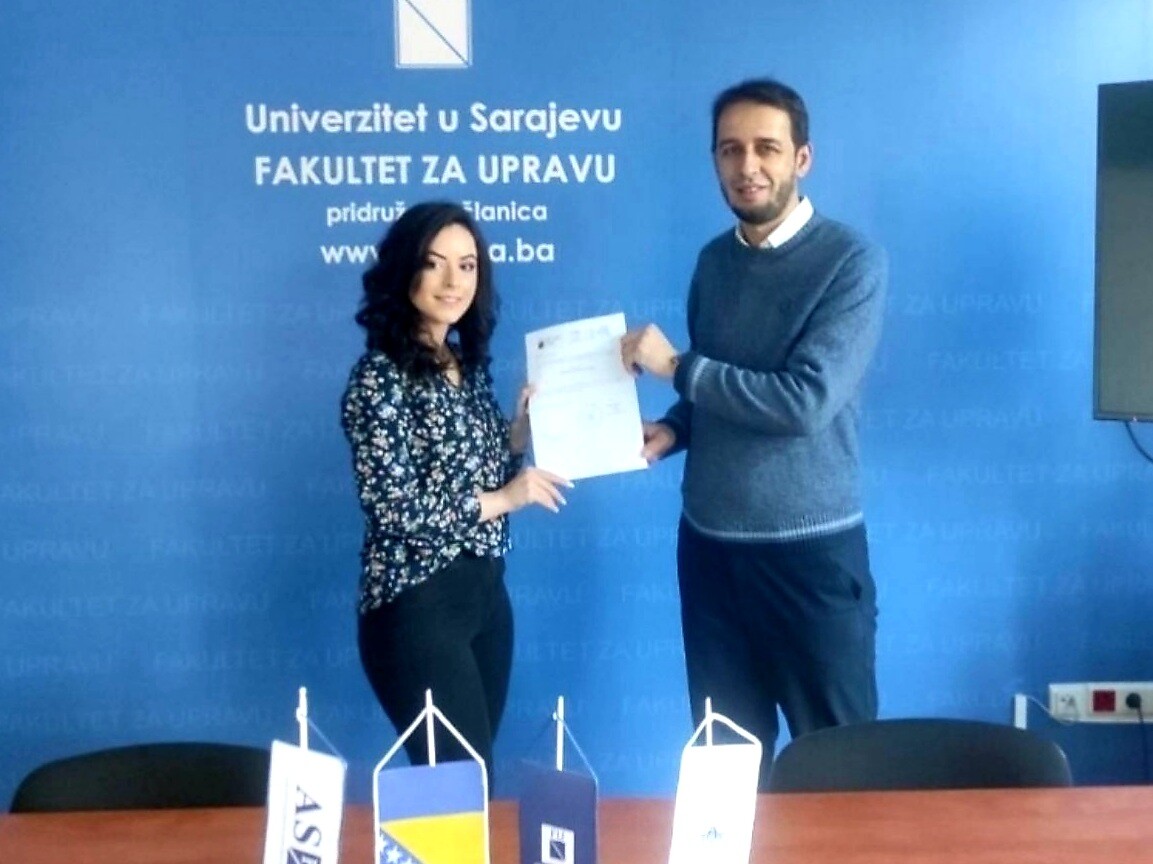 Mladoj Ilijašanki, Nejri Durmić priznanje i nagrada za najboljeg studenta prvog ciklusa studija na Fakultetu za upravu Univerziteta u Sarajevu
