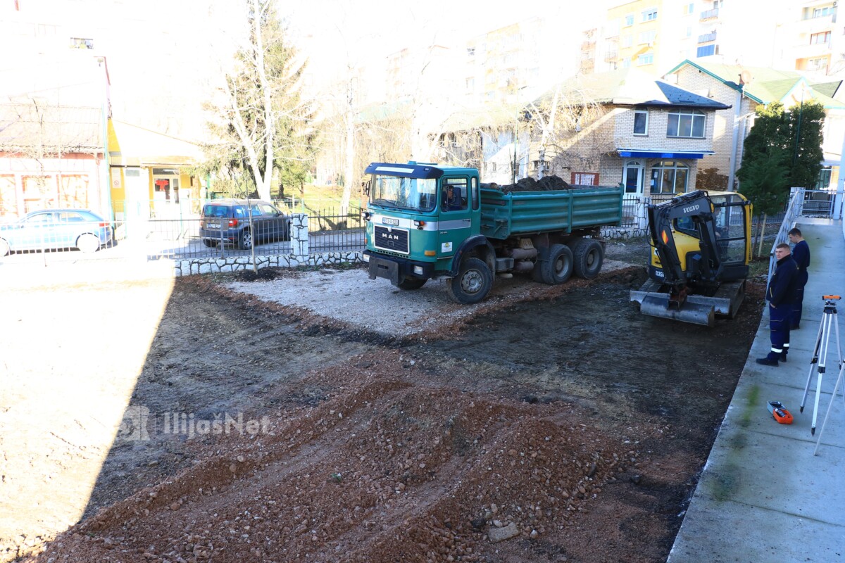Počelo uređenje parking prostora u dvorištu SŠC Ilijaš “Nedžad Ibrišimović”