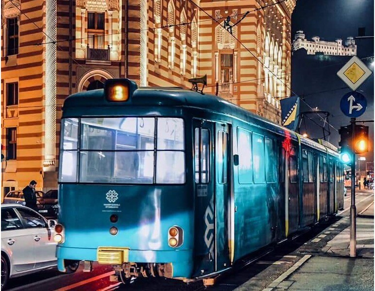 Sarajevo: Objavljen noćni red vožnje javnih gradskih prijevoznika iza ponoći