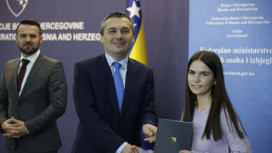 U Vladi Federacije BiH dodijeljene stipendije za 933 studenta povratnika