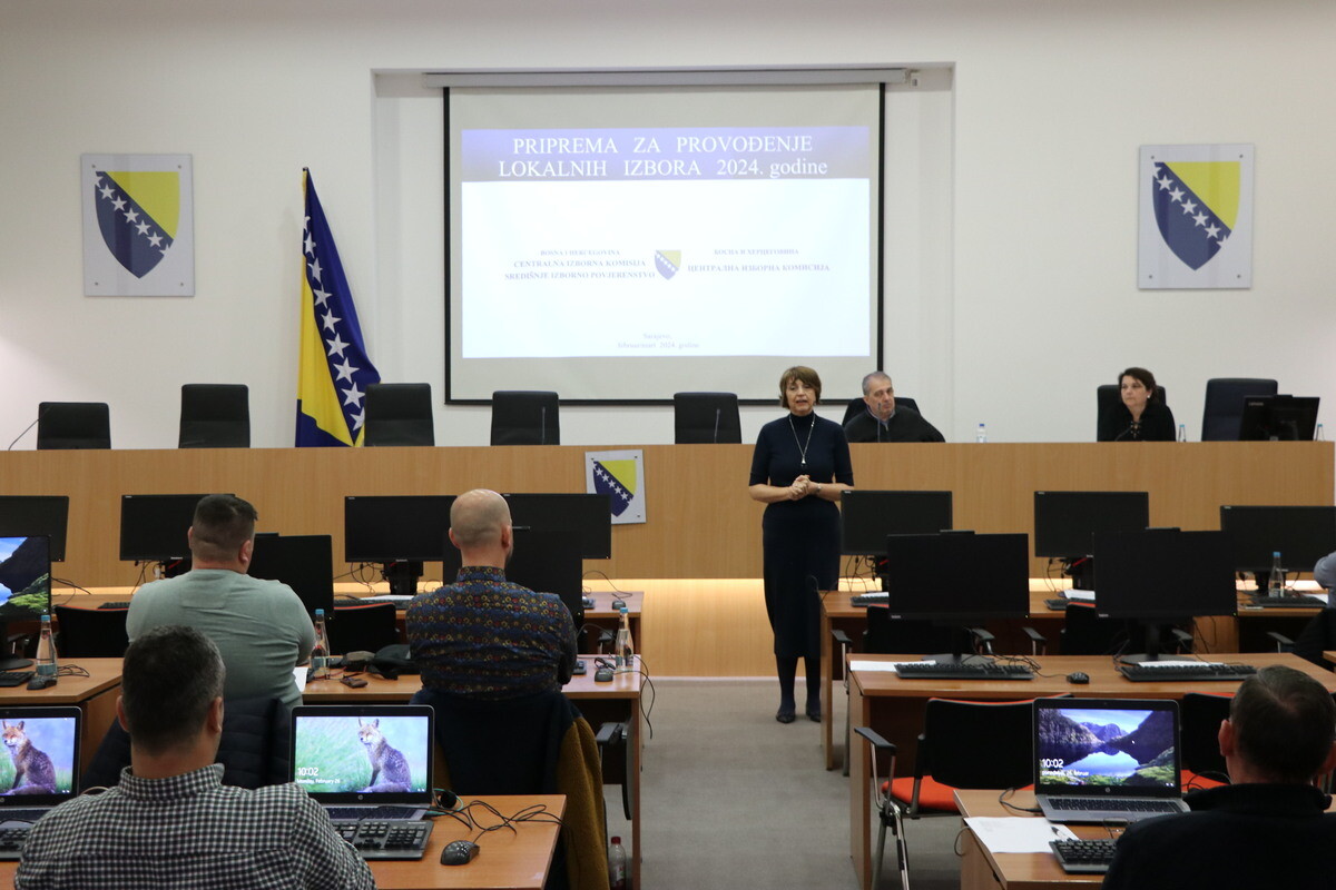 CIK BiH: U Sarajevu počela obavezna edukacija kontrolora izbornih rezultata