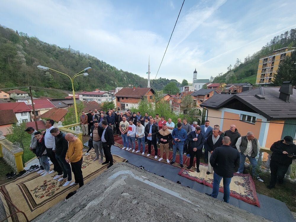 Radost Ramazanskog bajrama dočekali vjernici u Srebrenici