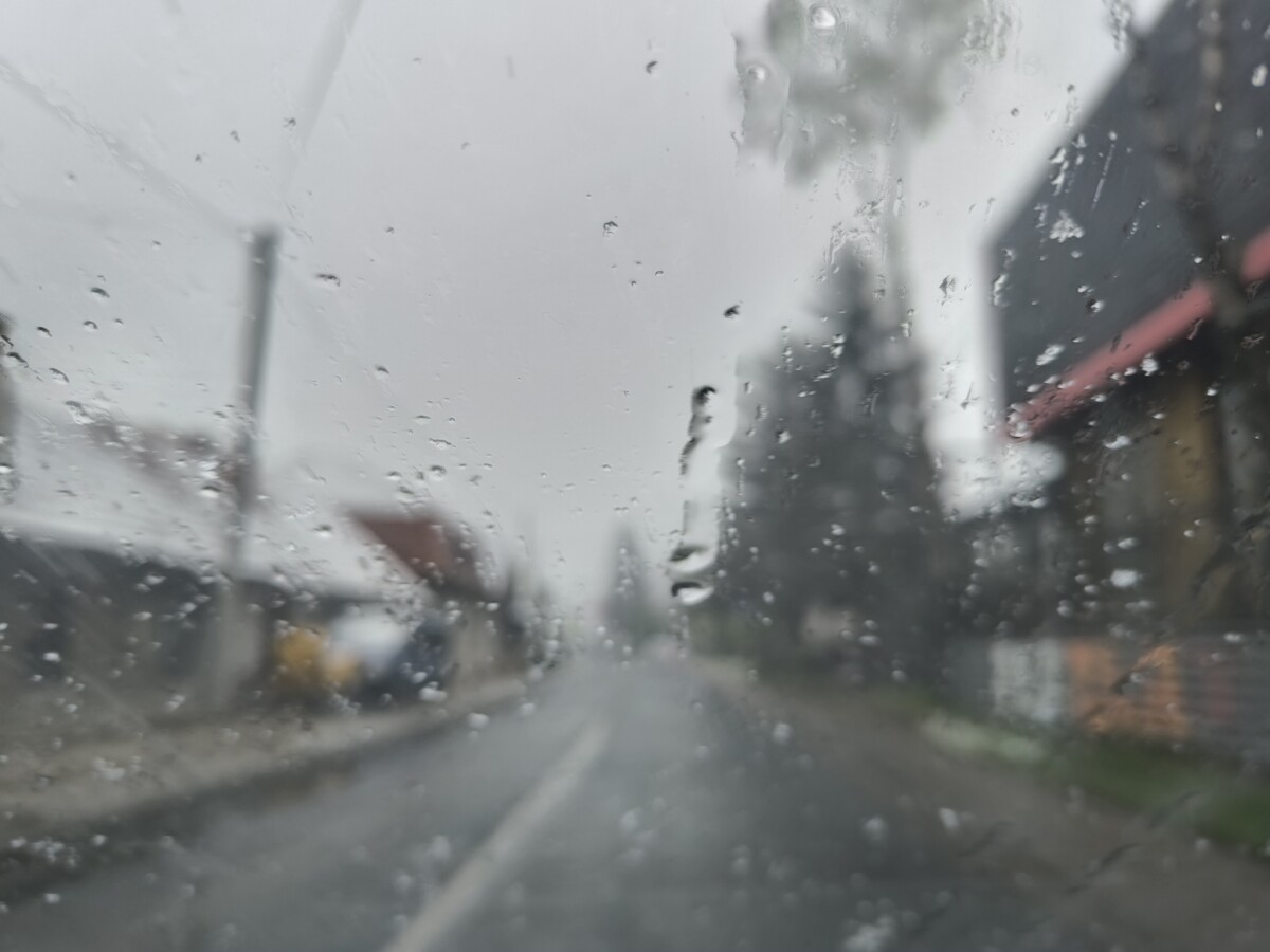 U BiH pretežno oblačno, kiša u većem dijelu zemlje