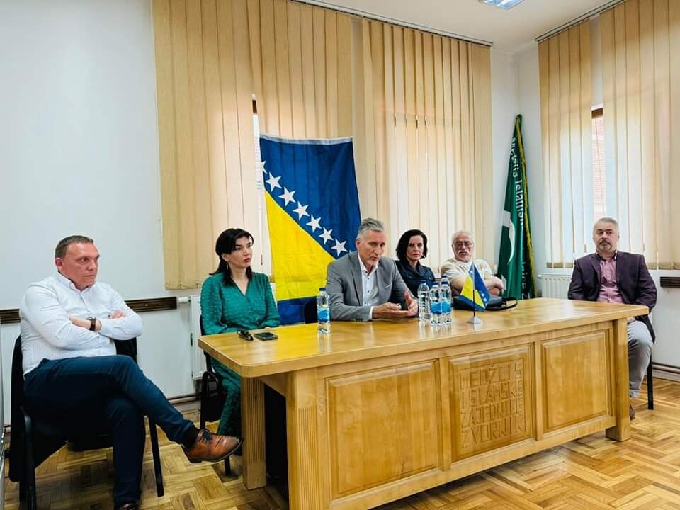Ademović sa delegacijom u Zvorniku i Srebrenici, tema – zaštita imovine povratnika u bh. entitetu RS