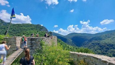 Dubrovčani na izletu u starobosanskom gradu Dubrovniku