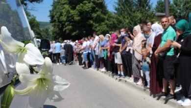 Sutra u Ilijašu tužni ispraćaj 14 žrtava srebreničkog genocida