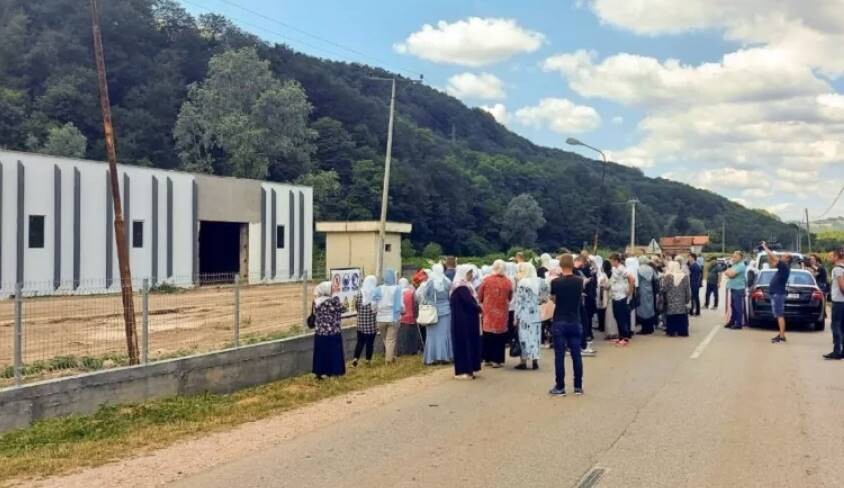 Upućen zahtijev Institutu: Porodice žrtava genocida traže obilježavanje mjesta masovnih grobnica