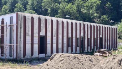 Majke Srebrenice i preživjeli obilaze stratišta na kojima je ubijeno hiljade muškaraca i dječaka Podrinja