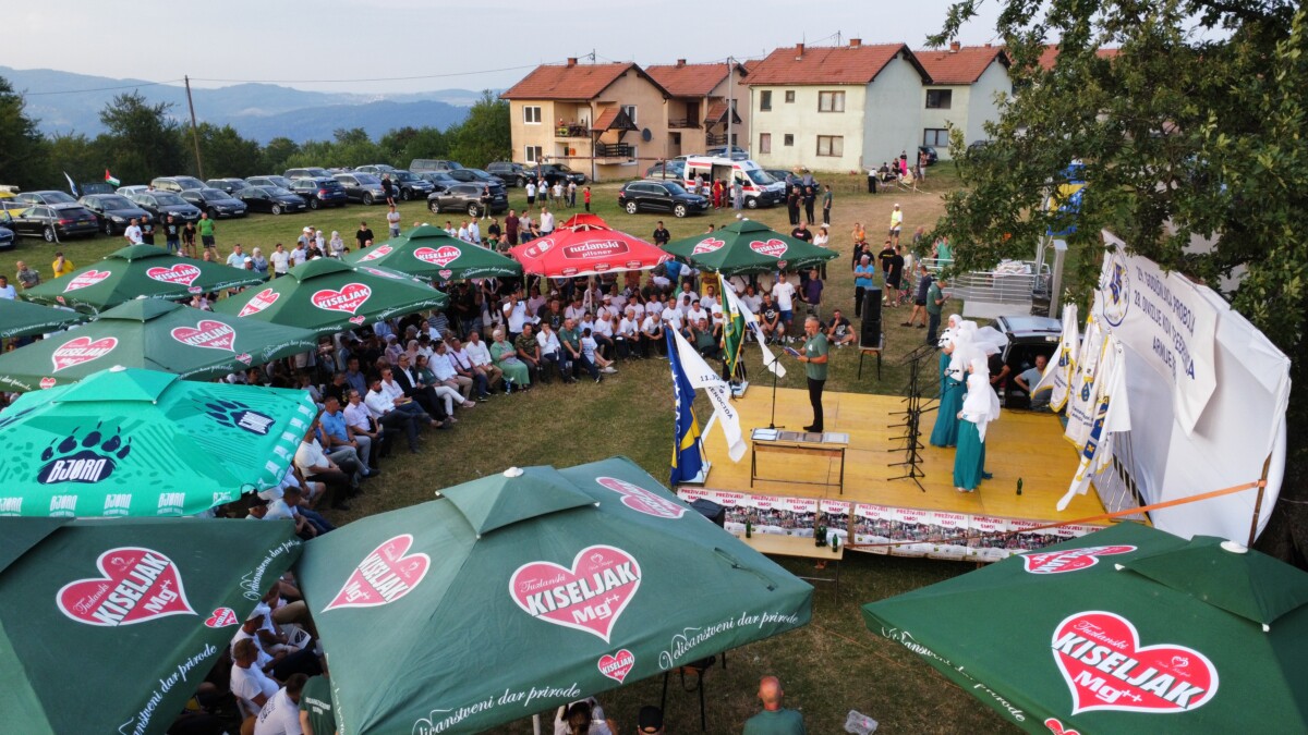 Preživjeli genocida u Srebrenici obilježili 29. godišnjicu proboja na slobodnu teritoriju u Nezuku