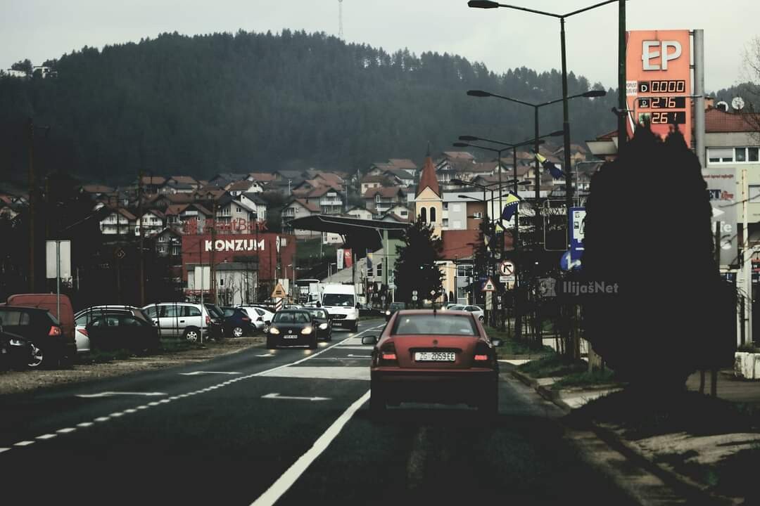 U Bosni oblačno s pljuskovima i grmljavinom, u Hercegovini sunčano