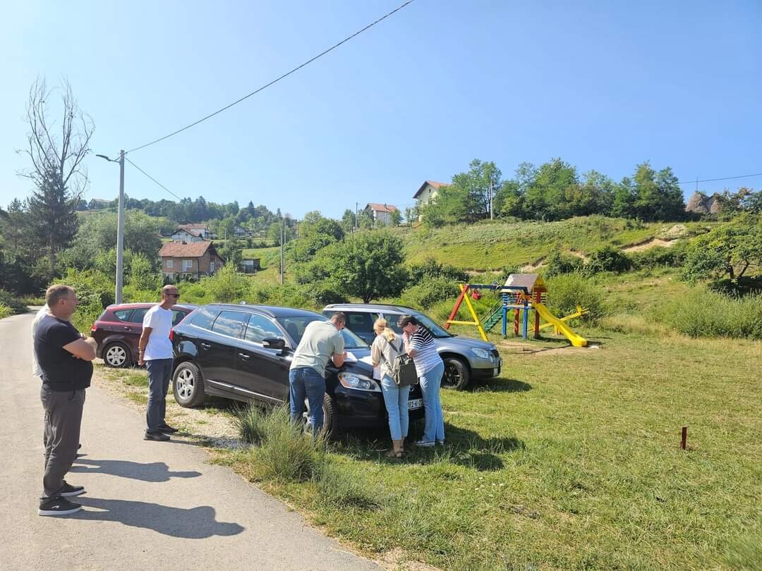 Mališani Mrakova kod Ilijaša dobijaju sportsku plohu