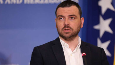 Magazinović: Jako je puno neobrazovanih dobilo priliku u politici, komuniciraju riječima koje su neprikladne