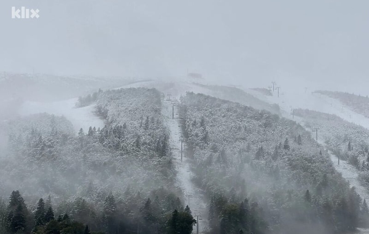 Bjelašnica osvanula prekrivena tankim snježnim prekrivačem