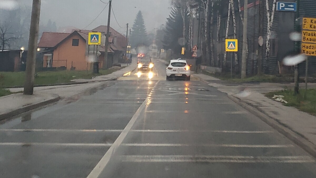 Jače naoblačenje sa zapada, kiša i pljuskovi širom zemlje