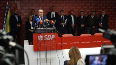 Trojka raskida koaliciju sa SNSD-om