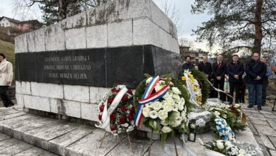 Međunarodni dan sjećanja na žrtve holokausta: Na Jevrejskom groblju u Sarajevu položeno cvijeće