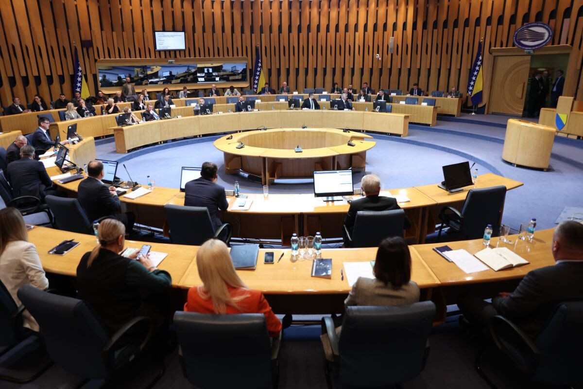 Usvojen Zakon o zaštiti ličnih podataka