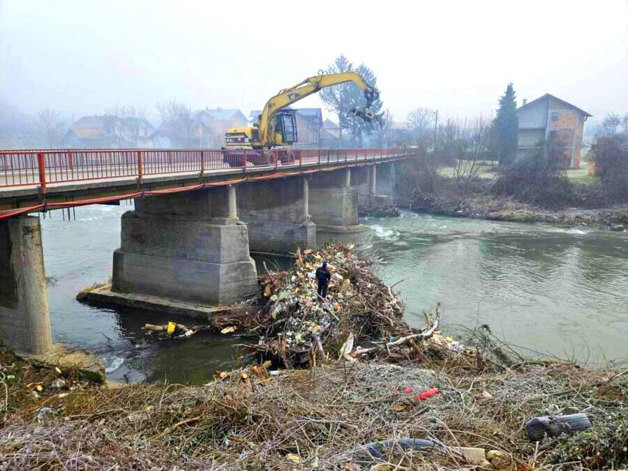 Ilijaš Postavlja Primjer: Akcija čišćenja rijeke Bosne kao poziv svim općinama na zajedničku akciju