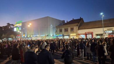 Okupljanje studenata u Bijeljini kao znak solidarnosti sa studentima Srbije