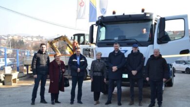 Primopredaja novog specijalnog vozila i uređaja za čišćenje i održavanje otpadnih voda za potrebe JKP “Vodostan”