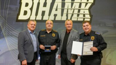 Jedinici za saobraćaj Uprave policije MUP-a Kantona Sarajevo uručena je Zlatna plaketa BIHAMKa