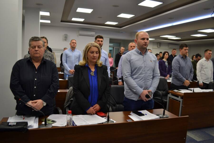 Vijećnici u Ilijašu će dobijati povećan paušal od 450 KM, a predsjednik mjesne zajednice 50 KM manje