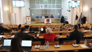 Skupština KS usvojila izmjene zakona: Ministri, načelnici i premijer dobijaju po dva savjetnika