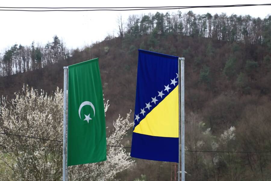 Lopovi provalili u džamije u mjestima Nova Kasaba i Voljavica kod Bratunca