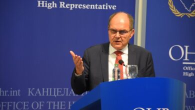 Šmit: O BiH nema pregovora, država nastavlja svoj evropski put