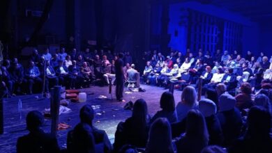 Tišina, Suze i Sjećanje: Premijera predstave “Srebrene Suze” u znaku obilježavanja genocida u Srebrenici