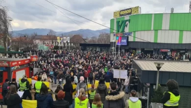 Zeničani ustali i četvrti put: Građani na ulicama traže svoja prava