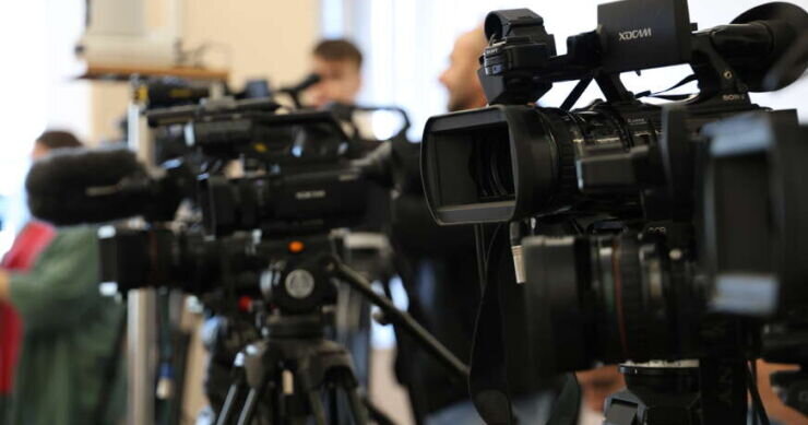 Građani BiH traže medijski bojkot političara: “Dosta ih je!”