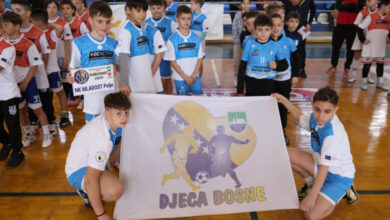 Više od 400 mladih u Cazinu obilježilo početak Evropske sedmice sporta u BiH