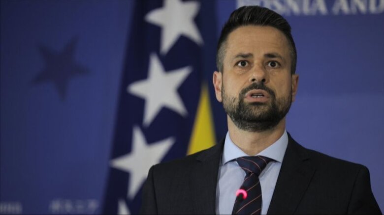 Amidžić podijelio broj Bećirovića: “Srušio je budžet, nek njega zovu”