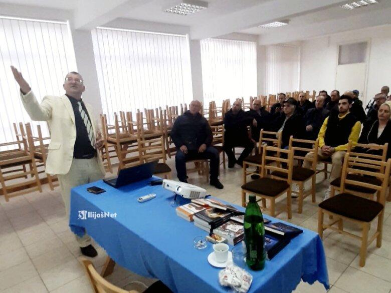 Pčelarsko udruženje “Pougarski pčelari” iz Dobretića organizovalo edukativno predavanje o proljetnom razvoju pčelinjih zajednica