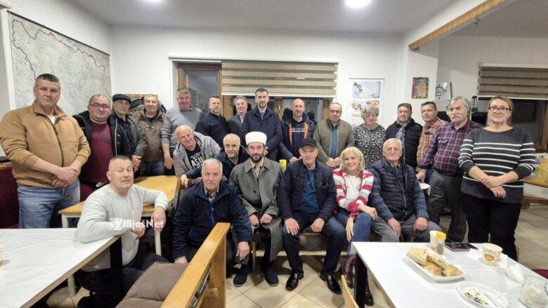 Planinarsko društvo Bijambare organizovalo zajednički iftar
