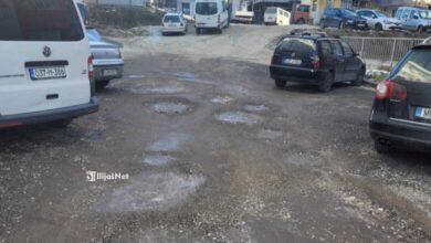 Banovac u Ilijašu: Stanovnici se suočavaju s višegodišnjim problemom lošeg puta i prilaza zgradama