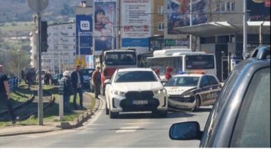 Dramatična potjera: Tuzlak bježao od policije iz Ilijaša pa udario autom u patrolu u Vogošć