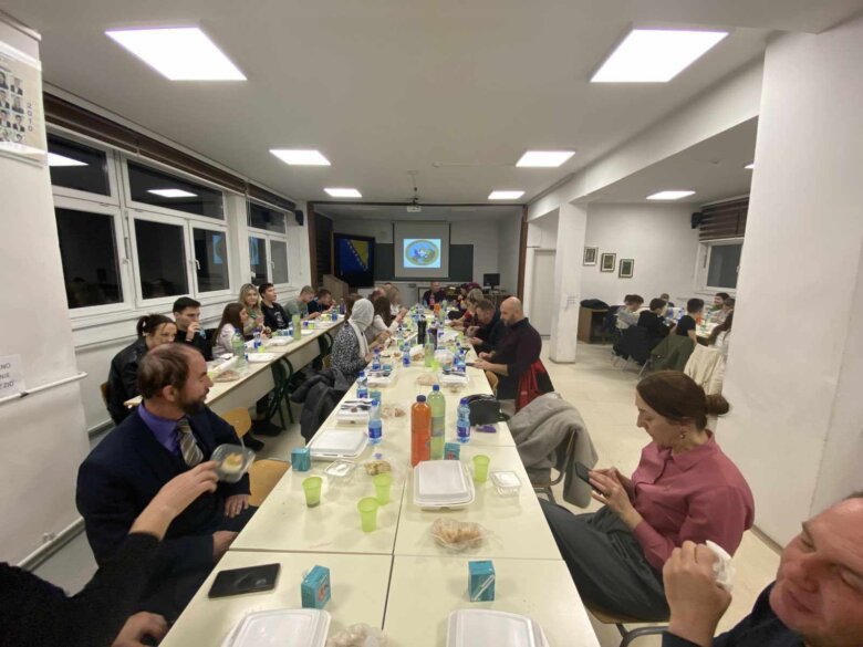 Odreda izviđača “Bosna” Ilijaš: Odredski iftar za članove