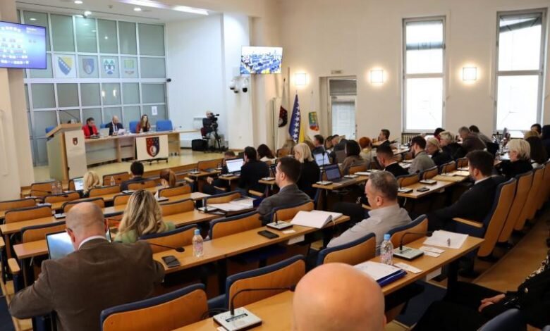 Skupština KS usvojila izmjene zakona koje uređuju prava boraca i porodilja