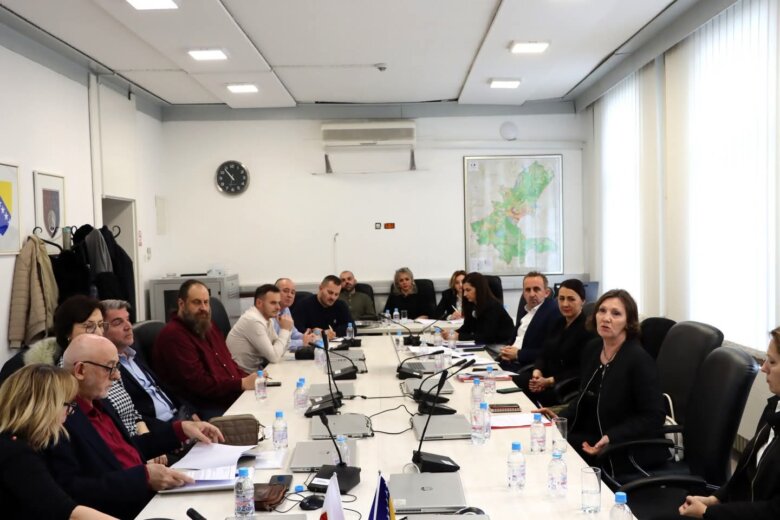 Sastanak sindikata u zdravstvu u KS: prvi put prisutni direktori svih javnih zdravstvenih ustanova, razmatrani prijedlozi za novi kolektivni ugovor