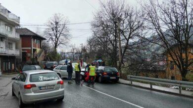 Udes između Nebočaja i Semizovca, saobraćaj obustavljen u jednoj traci