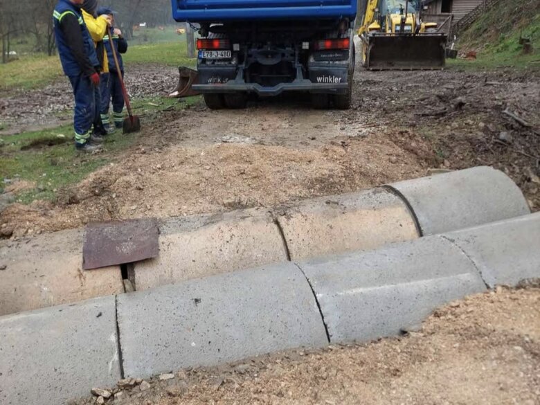 Saniran put u Srednjem nakon oštećenja uzrokovanih obilnim kišama