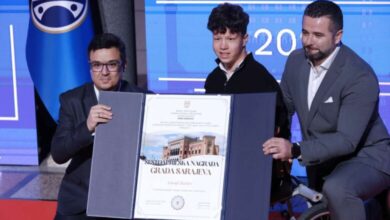 Šestoaprilske nagrade uručene Ismailu Barlovu i Medicinskoj asocijaciji BIMA u BiH