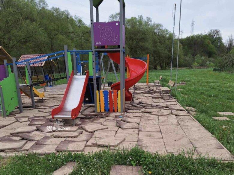 Građani Mjesne zajednice Luka čekaju sanaciju dječije igraonice oštećene poplavama