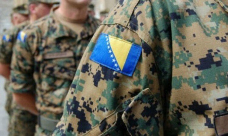 Pripadnici OSBiH Harun Konaković i Aldin Kozić spriječili stranog državljanina da izvrši suicid u Sarajevu