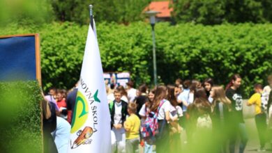 OŠ Stari Ilijaš: Održan bazar “Putujmo kroz znanje, rastimo kroz prijateljstva”