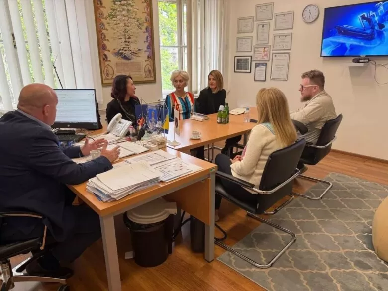 Sekunde koje znače život: Sarajevo dobija mrežu defibrilatora na javnim mjestima